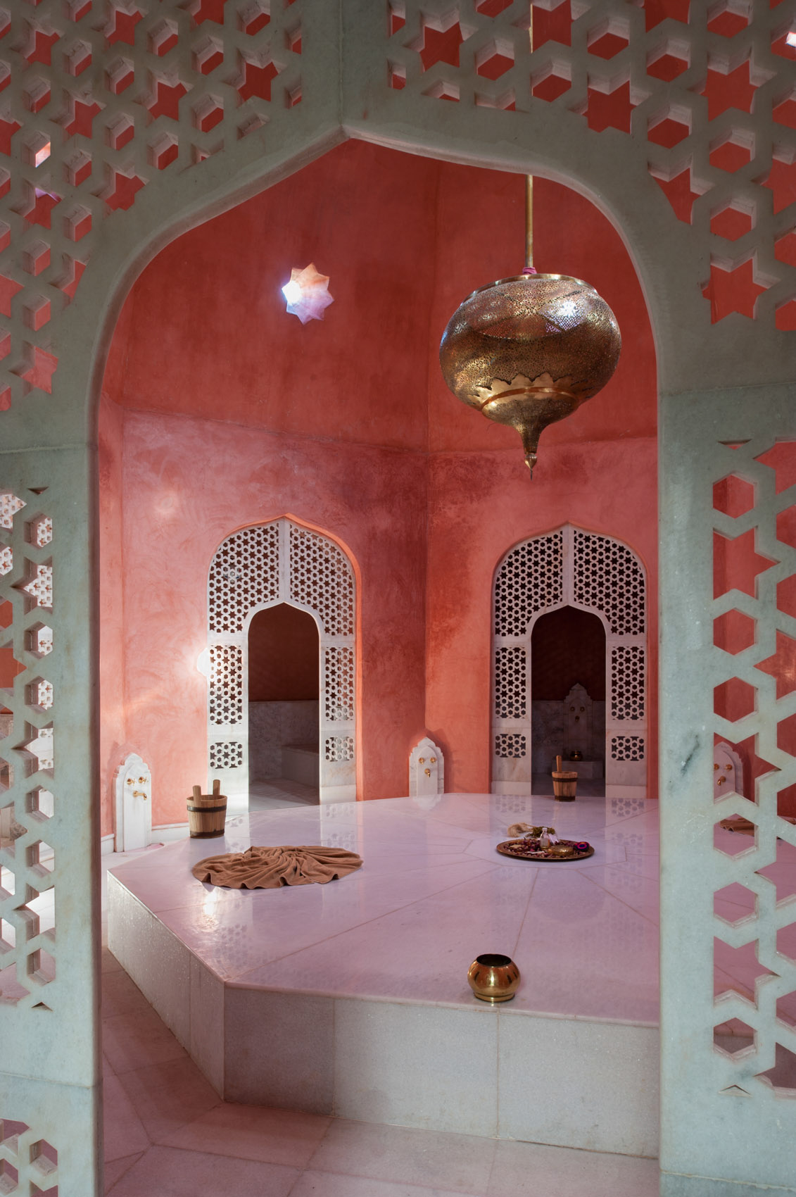 130123-175 Pink hamam, Marrakech