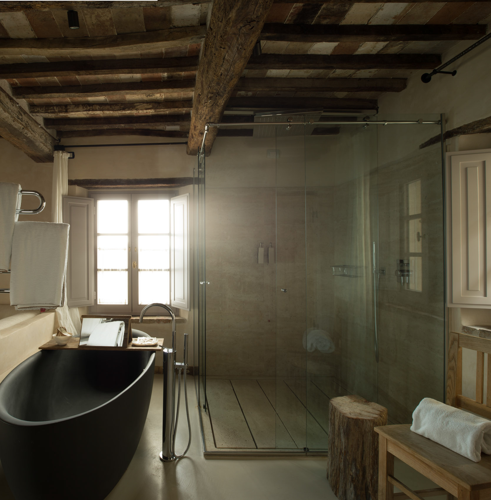 140624-067 Bathroom at Monteverdi, Tuscany