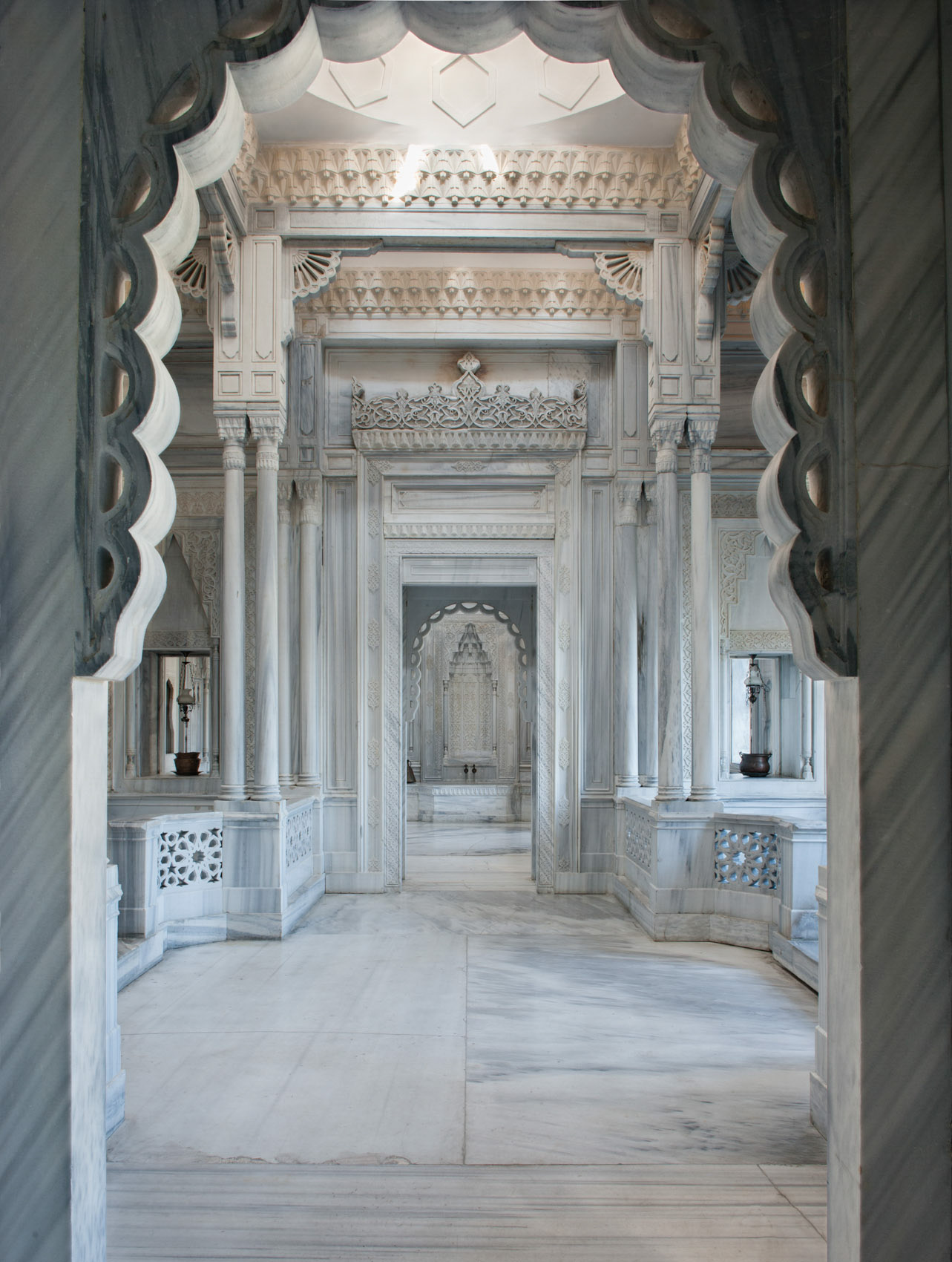 O18-525 Hamam at Ciragan Palace, Istanbul