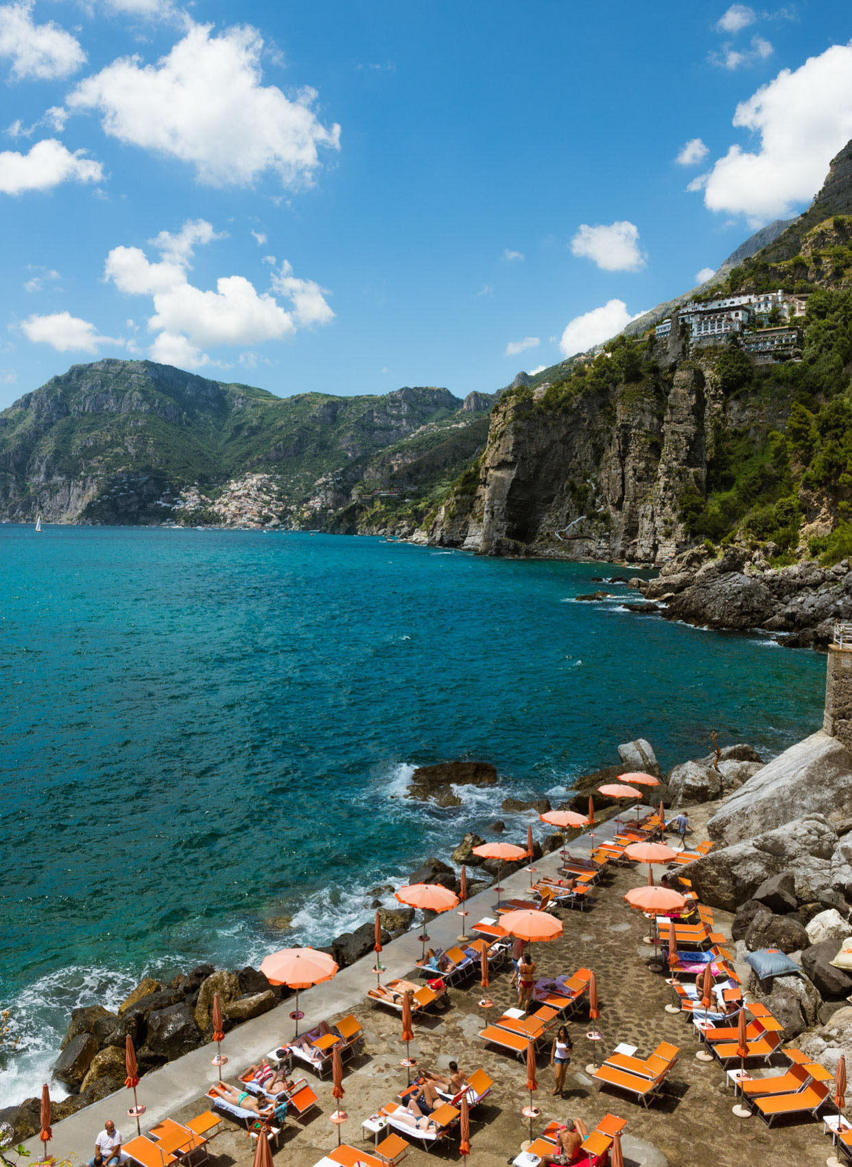 O18-620 beach club, Praiano, Amalfi Coast